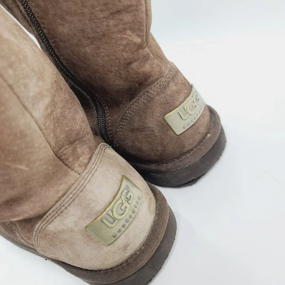 UGG women tan